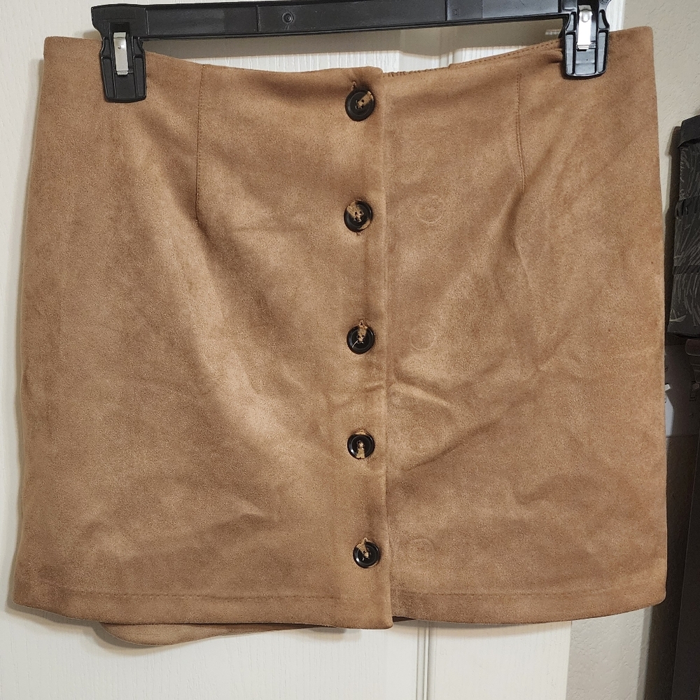 Wild fable light brown/ Tan suede skirt L item 18